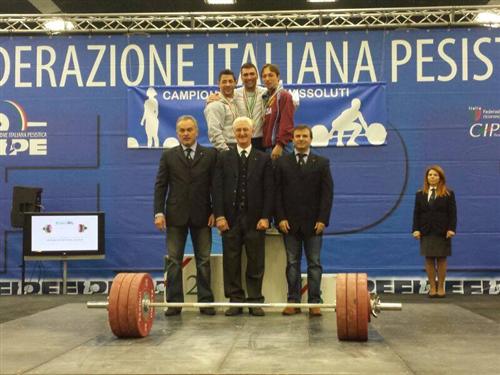 Bombaci campionati italiani assoluti primo nello slancio Custom