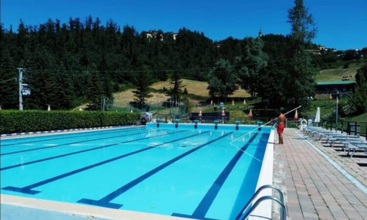 La piscina di Monghidoro vi aspetta!